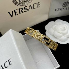 Picture of Versace Bracelet _SKUVersacebracelet06cly6816637